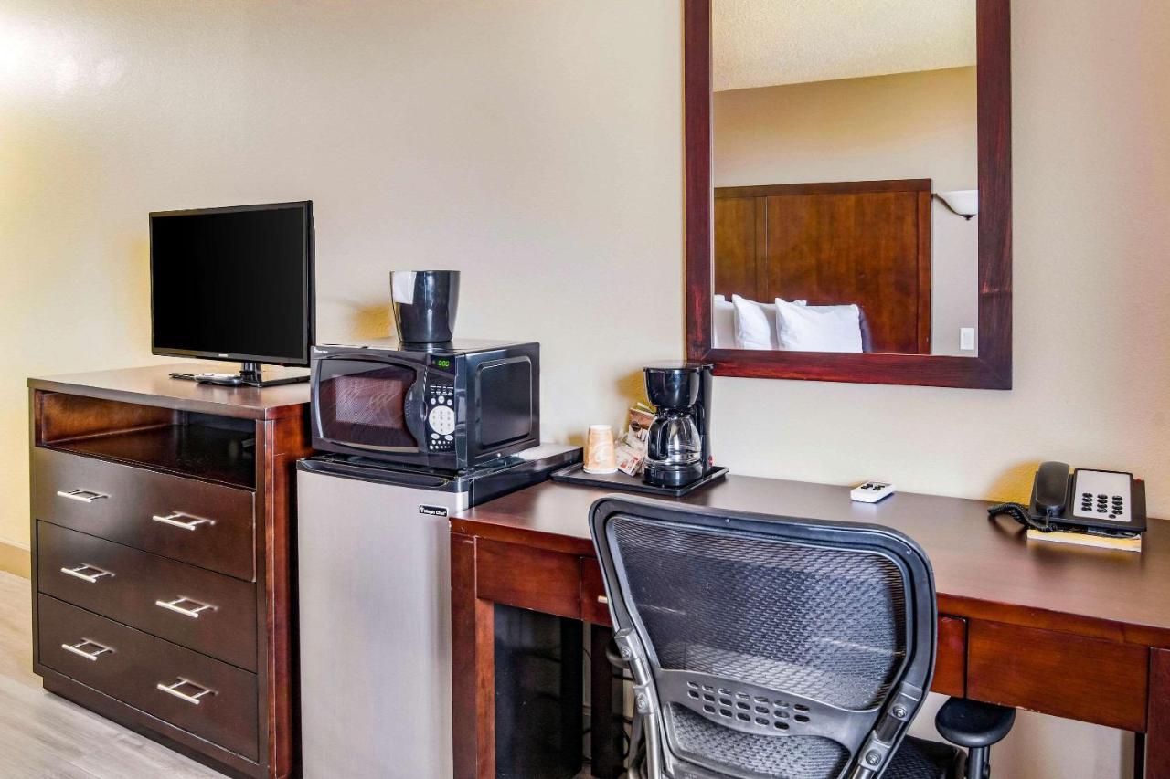 Econo Lodge Newport Kulesi Dış mekan fotoğraf